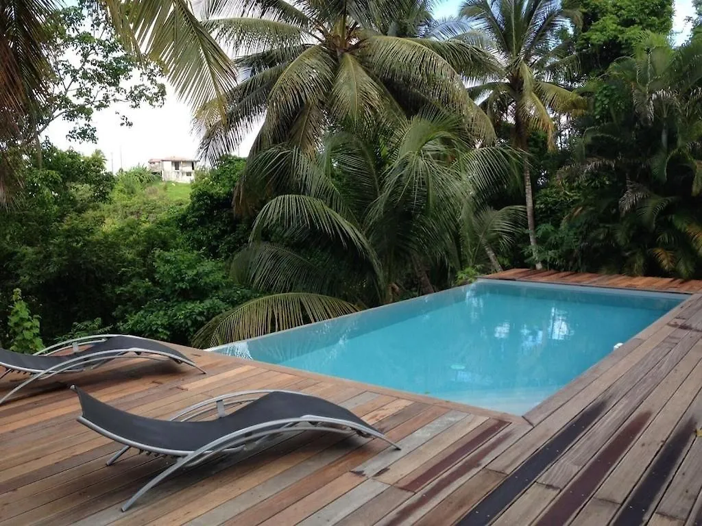 Apartment Agreable T1 Le Gosier, Wi-Fi, Piscine Dans Gite